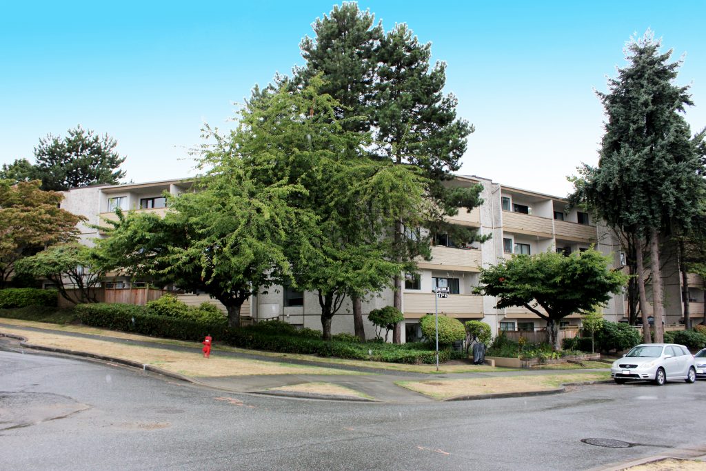 Brunswick Apartments
396 East 2nd Avenue, Vancouver, BC
Rental Apartment / 53 Suites
SOLD $12,680,000 (2016)