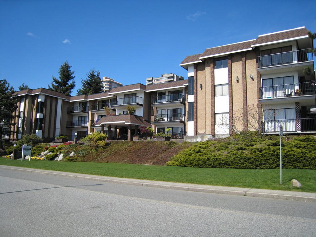 The Dorchester
170 East 5th Street, North Vancouver, BC
Rental Apartment / 53 Suites
SOLD (2016)