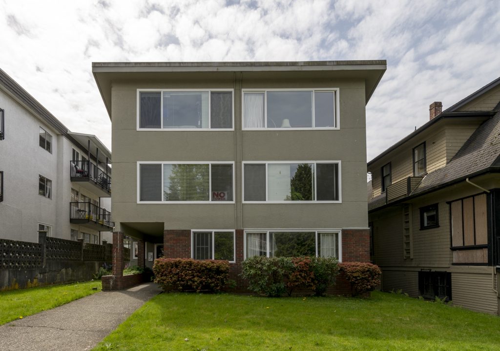 ​Stanley's Apartments
1834 East Pender Street, Vancouver, BC
Rental Apartment / 10 Suites
SOLD: $3,278,000 (2017)