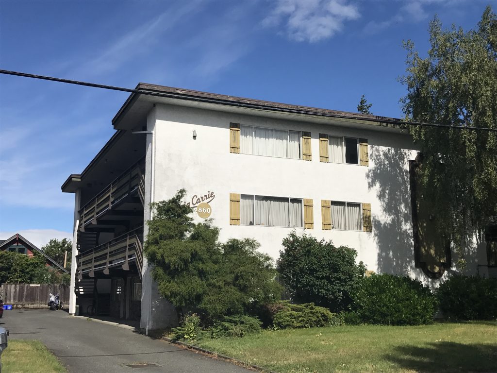 ​The Craig Carrie Apartments
860 Carrie Street, Victoria, BC
Rental Apartment / 15 Suites
SOLD: $2,080,600 (2017)