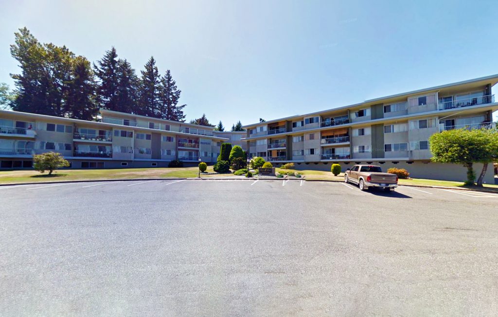 Lynburn Manor
1840 Argyle Avenue, Nanaimo, BC
29 Suites | Large 58,326 SF Site
Excellent Location on the edge of Nanaimo Golf Course
SOLD: $5,900,000 (2019)
