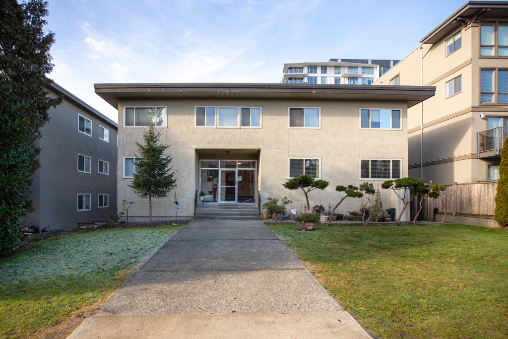 1621 St. Georges Avenue, North Vancouver
Apartment Building | 14 Suites
Rental upside and future re-development potential

Status: Firm Deal