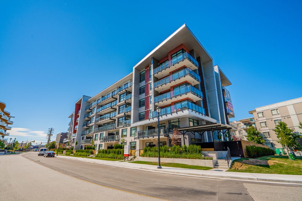 Parque on Park Apartments
20449 Park Avenue, Langley, BC
NEW 93-Suite Purpose-Built Rental Apartment Building
Steps from future SkyTrain and world-class amenities

Status: SOLD (May 2023)
